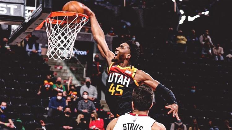 NBAde günün sonuçları: Utah Jazzin galibiyet serisi 7 maça çıktı