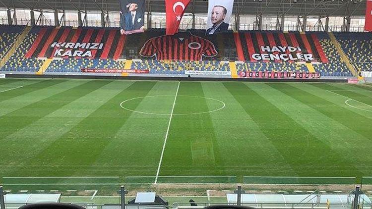 Gençlerbirliği-Beşiktaş maçı yoğun kar altında oynanacak