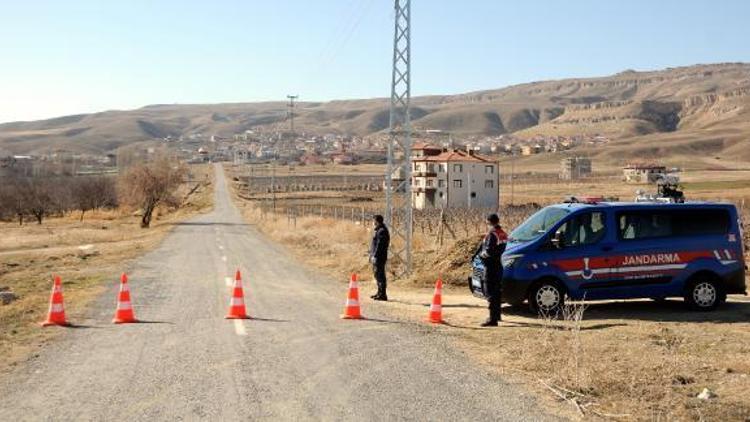 Toplu cenaze namazı kılınan mahallede koronavirüs karantinası