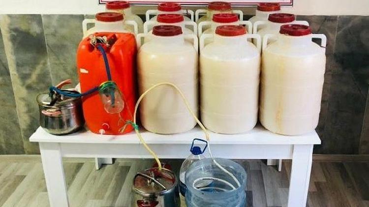 Mersin’de 485 litre sahte içki ele geçirildi