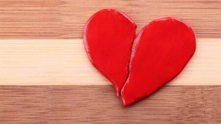 Kırık kalp sendromu nedir, belirtileri neler