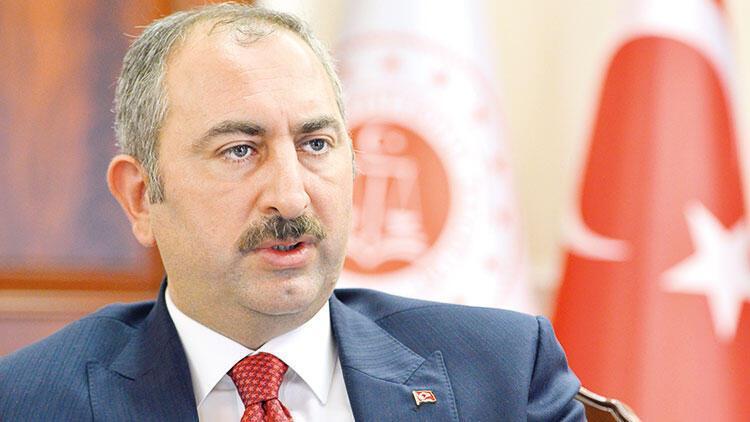 Son dakika... Adalet Bakanı Gülden Gara açıklaması: PKKnın kirli yüzünü tüm dünyaya göstermiştir