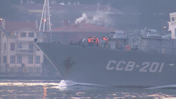 Rus istihbarat gemisi İstanbul Boğazından geçti
