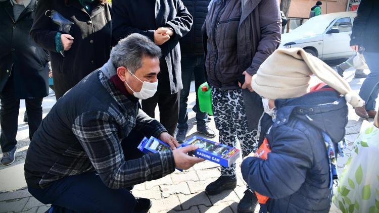 Tam Kadro Sokaktayız