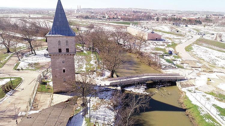 Fatih Köprüsü’nün yeni tehdidi Kar suyu