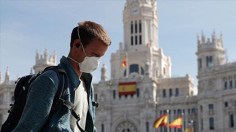 İspanyada koronavirüsten dolayı son 24 saatte 443 kişi hayatını kaybetti