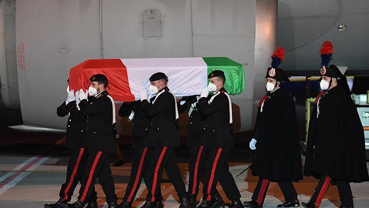 Saldırıda ölen İtalyan Büyükelçinin cenazesi ülkesine getirildi