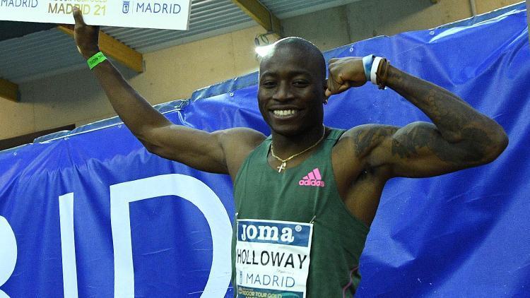 ABDli Holloway, 60 metre engellide 27 yıllık dünya rekorunu kırdı