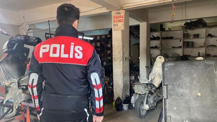 Ataşehirde polis motosiklet tamirhanelerine denetim yaptı