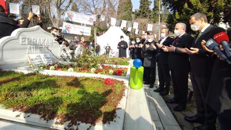 Meclis Başkanı Şentoptan Necmettin Erbakanın kabrine ziyaret