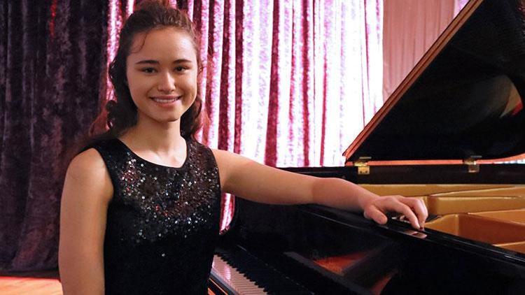 15 yaşındaki Nehir, Almanya’nın saygın müzik okuluna kabul edildi