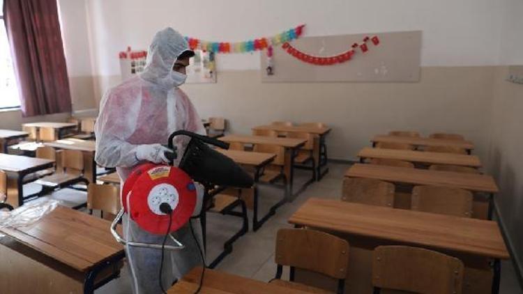 Kocasinan’da okullar dezenfekte edildi