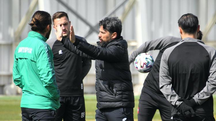 Konyaspor’da Başakşehir maçı öncesi 4 eksik