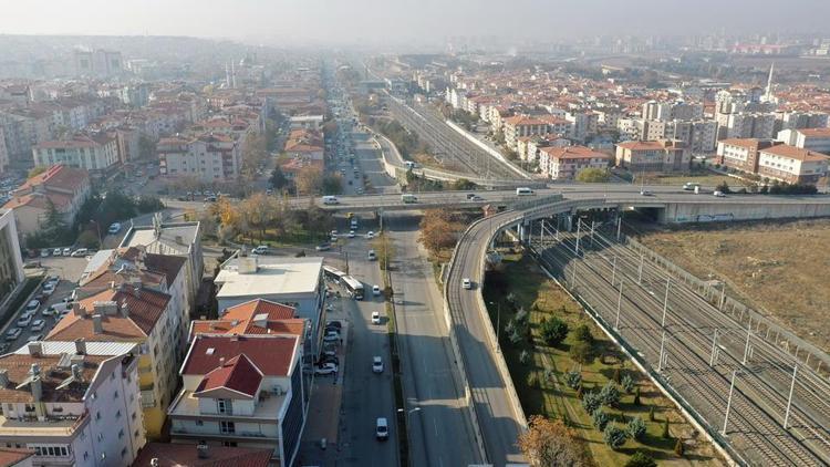 İstasyon’da çalışma yıkımla başladı