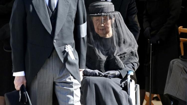 Japonyada 97 yaşındaki Prenses Yuriko hastaneye kaldırıldı