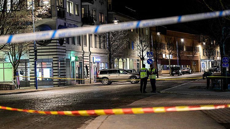 Son dakika: İsveçte bıçaklı saldırı Çok sayıda yaralı var