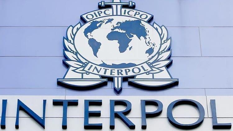 Interpolden sahte aşı operasyonu Binlercesi ele geçirildi