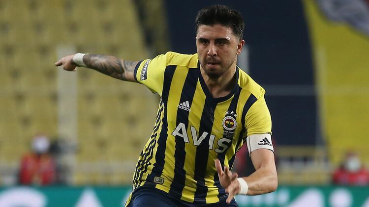 Galatasaray mağlup olunca Fenerbahçe iştahlandı Ozan Tufan, Novak...