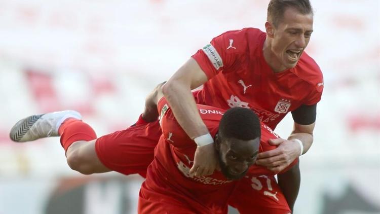 Sivassporun yenilmezlik serisi 5 maça çıktı
