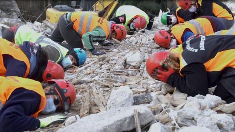 Beşiktaş’ta deprem tatbikatı düzenlendi