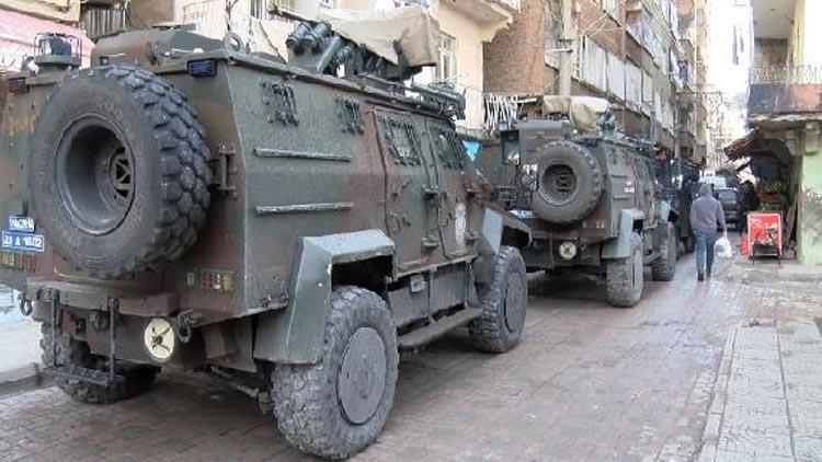 PKKya destek veren derneğe operasyonda 7 tutuklama