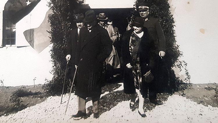 Atatürk’ün hiç bilinmeyen fotoğrafı... ‘Antalya’ya sefalar getirdin’