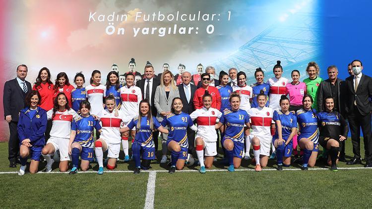 Kadın futbolu çağ atlayacak