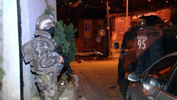 İstanbulda 3 ilçede uyuşturucu operasyonu