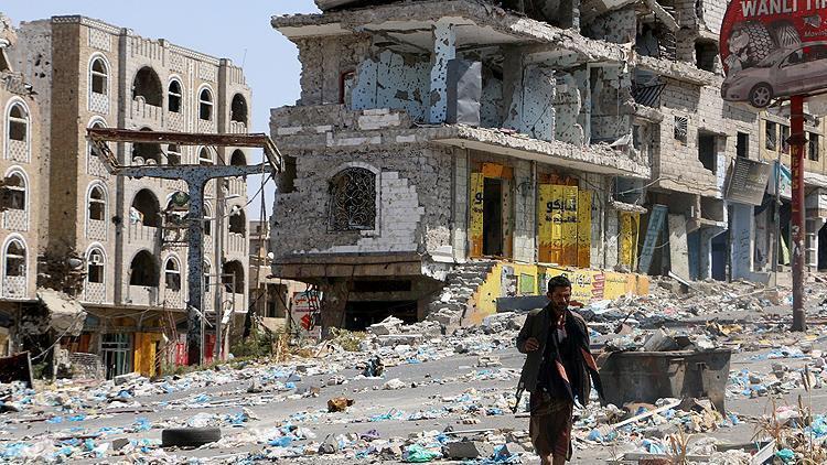 Koalisyon güçleri Yemende 40 hava saldırısı düzenledi