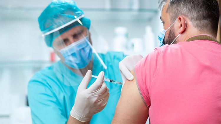 6 SORU 6 YANIT | İşveren çalışanına aşı olma zorunluluğu getirebilir mi