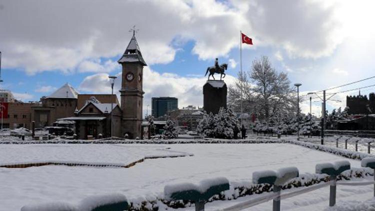 Kayseri beyaza büründü