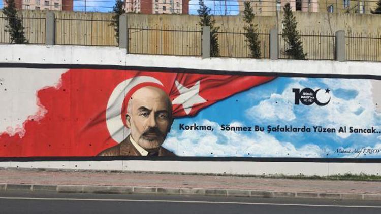 Başakşehir’de İstiklal Marşı’nın 100. yılına özel grafiti çalışması