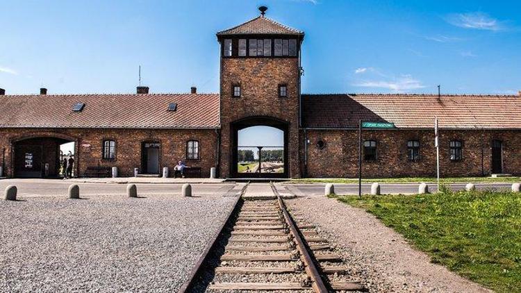 Türkiyeden Auschwitz-Birkenau Vakfına 30 bin avroluk destek