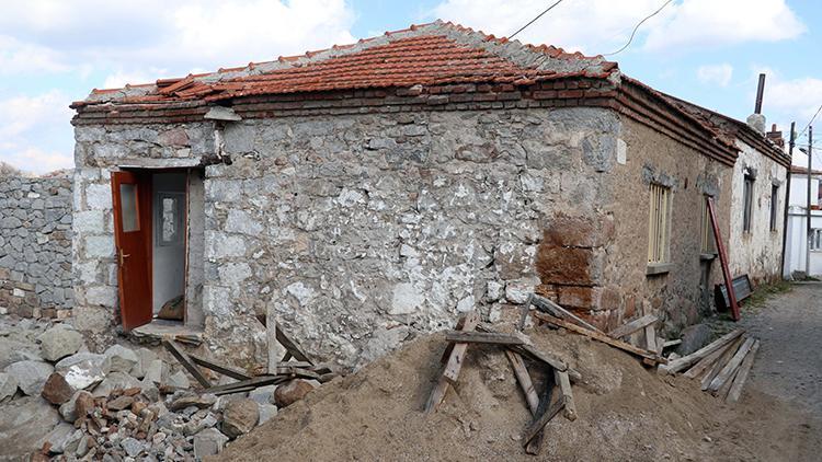Çanakkale Savaşı kahramanı Yahya Çavuşun evi restore edilmeye başlandı