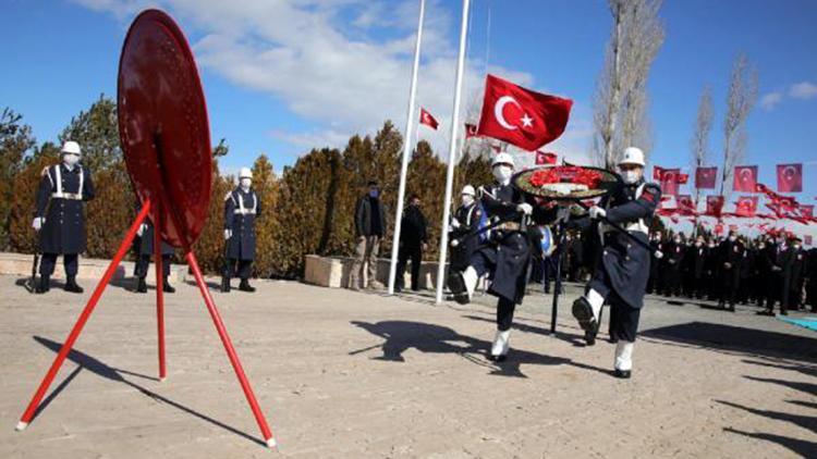 Vanda Çanakkale şehitleri anıldı