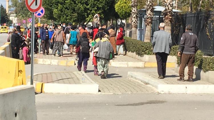 200 kişi gözaltına alınmıştı Antalyada adliye önünde hareketli dakikalar