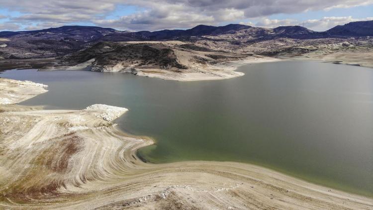 Baraj seviyeleri geçen yılın altında kaldı