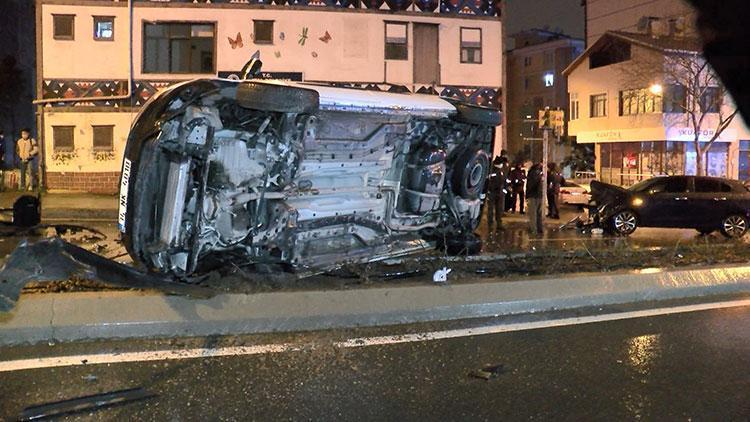 Kısıtlama saatinde babasından izinsiz aldığı otomobille kaza yaptı: 2 yaralı