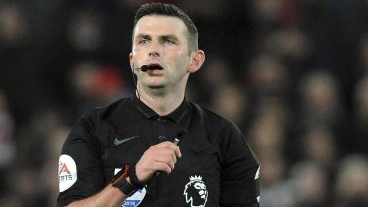 Türkiye-Hollanda maçını Michael Oliver yönetecek