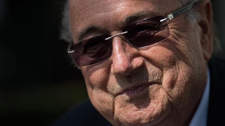 Son Dakika: Sepp Blattere 6 yıl 8 ay futboldan men