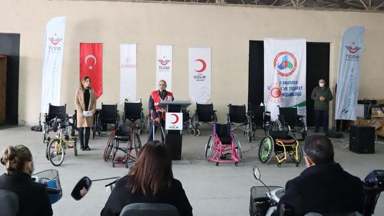Hollandalı gurbetçilerden 93 tekerlekli sandalye