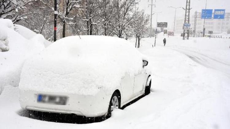 Bitliste 185 köy yolu, kardan kapandı