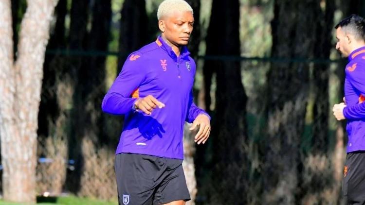 Medipol Başakşehirli futbolcu Junior Fernandesten iddialı açıklamalar