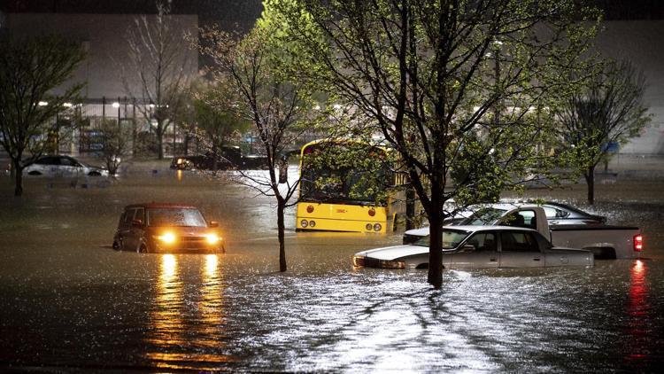 ABD fırtına ve sel felaketi: 4 kişi öldü