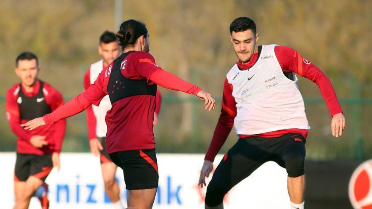 A Milli Futbol Takımında Letonya maçı hazırlıkları başladı