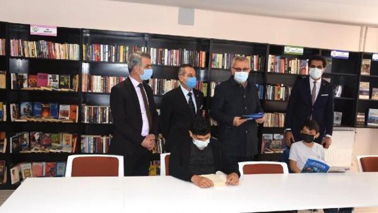 Keşan Belediye Kütüphanesi hizmete açıldı