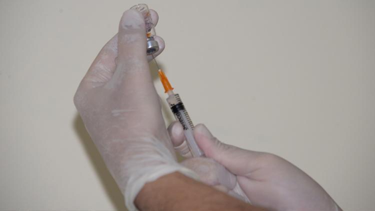 Uzman isimden aşıda tedirginlik yaşayanlara önemli uyarı