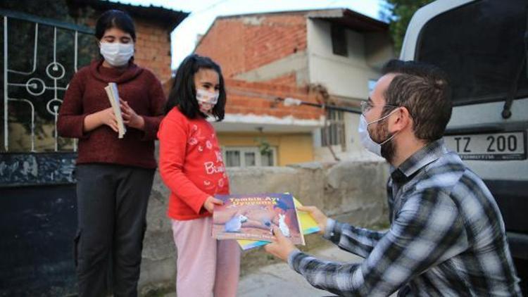 Pamukkale Belediyesi, kütüphaneyi evlere taşıdı