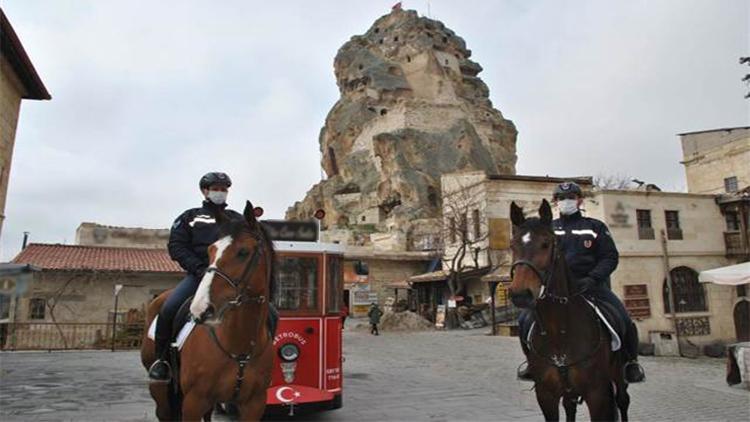 Atlı jandarma birlikleri Kapadokya’da devriyeye başladı