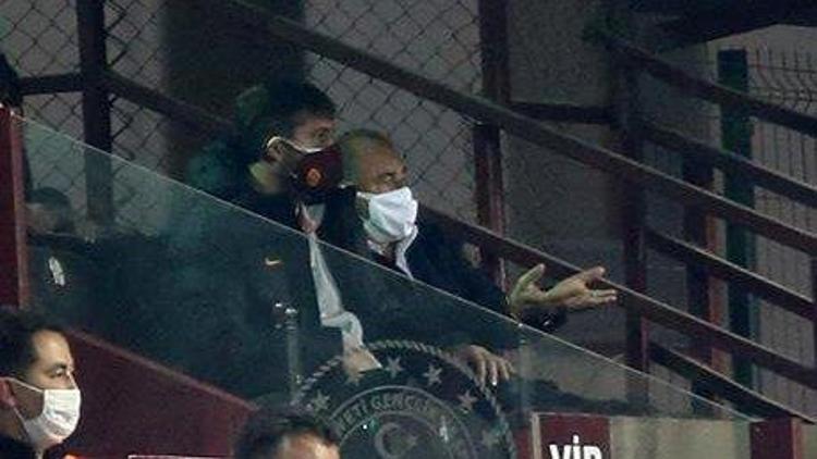 Galatasaraydaki düşüş engellenemiyor Etkisiz futbol, umutsuz hava...